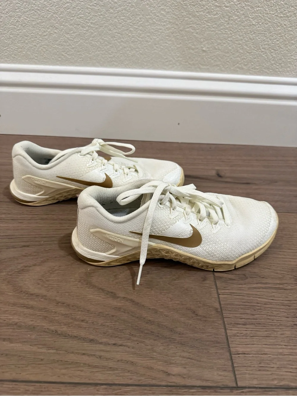 Nike Metcon Women’s Cream and Gold Training Shoes